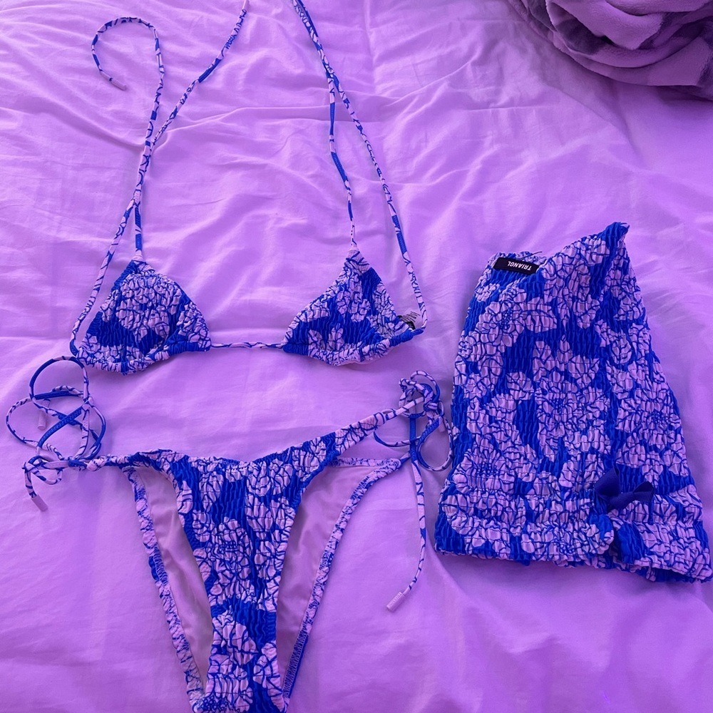 Never worn triangl bikini